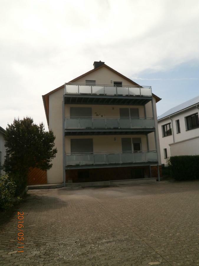 Fewo Moselblick Apartment Ernst Exterior photo