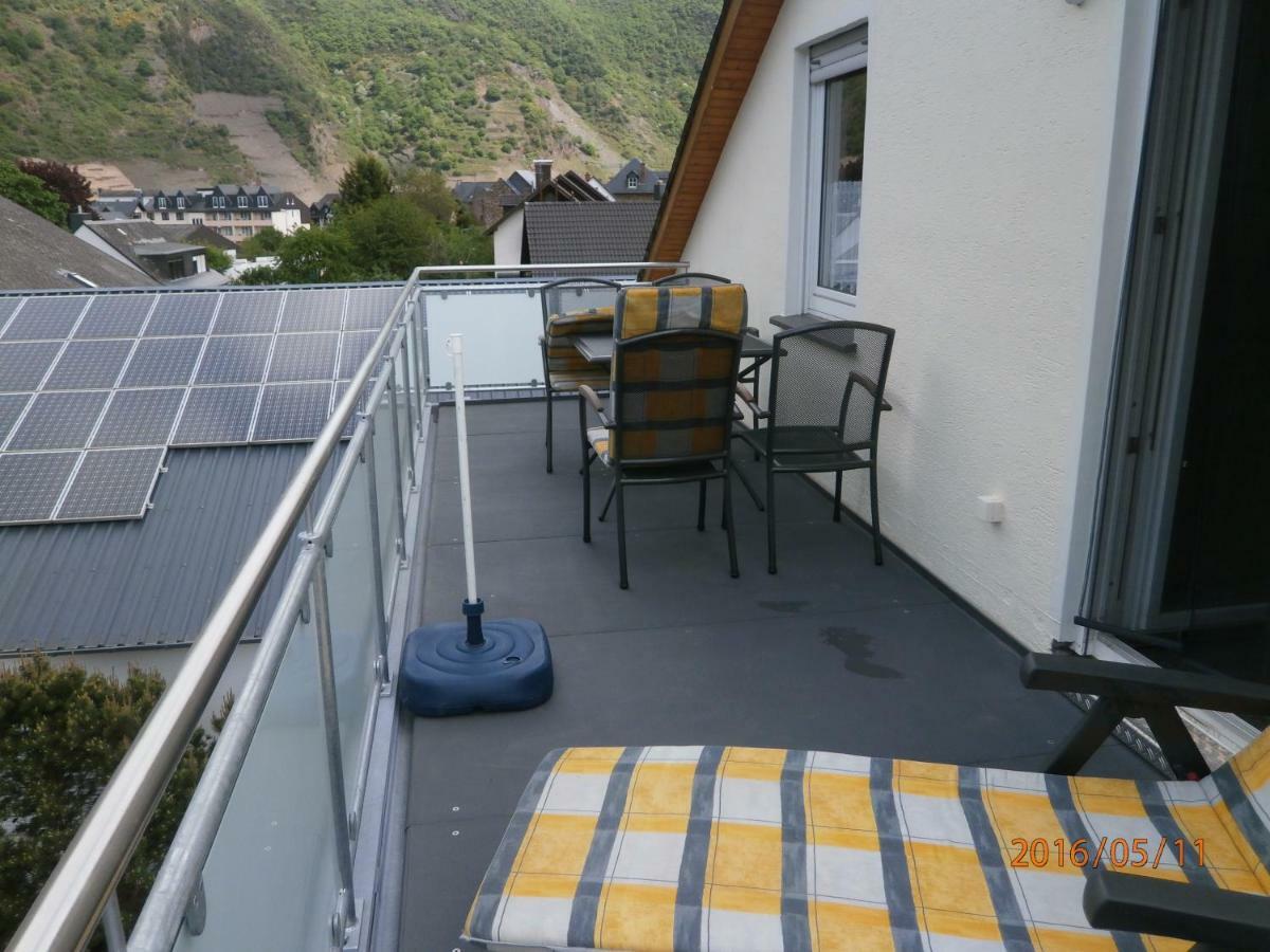 Fewo Moselblick Apartment Ernst Exterior photo